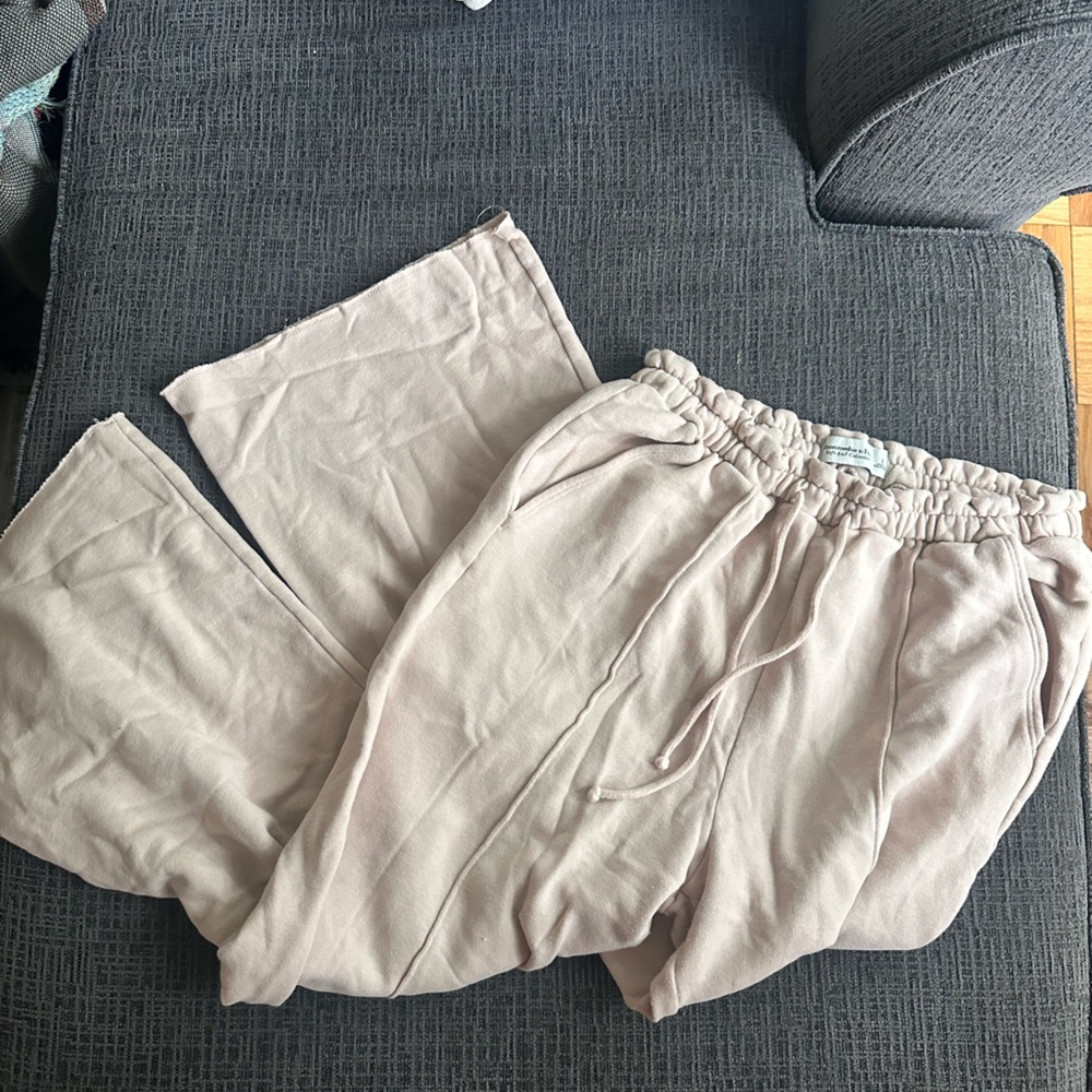 Women's Tan Sweatpants